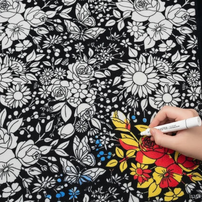 ☁️ Doodle Coloring Blanket 150cm, Includes 24 Markers